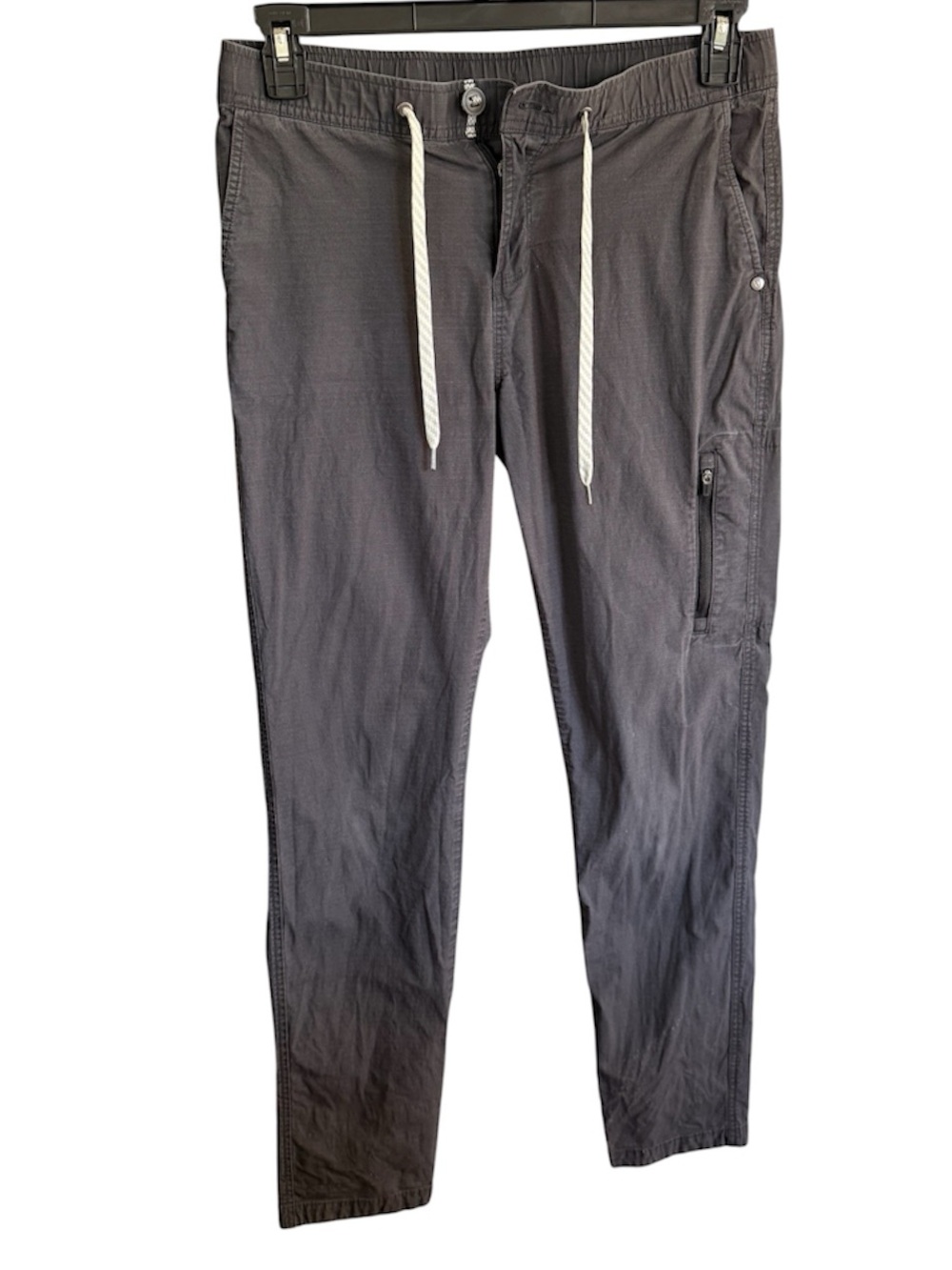 Vuori Men’s Ripstop Climber Pant in Charcoal Grey Drawstring Casual Pants Medium